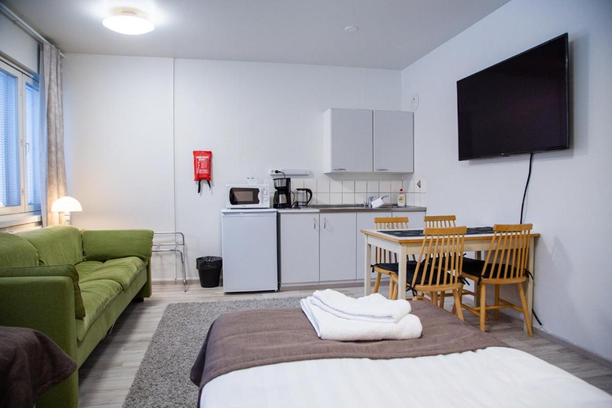 Gasthaus Lohja Bed & Breakfast Bagian luar foto