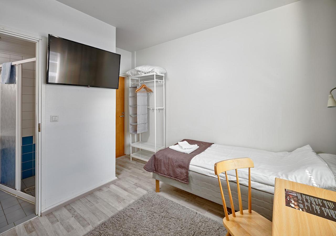 Gasthaus Lohja Bed & Breakfast Bagian luar foto
